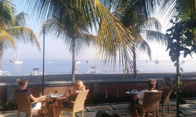 Lovina Hotel | Lovina Beach Hotel