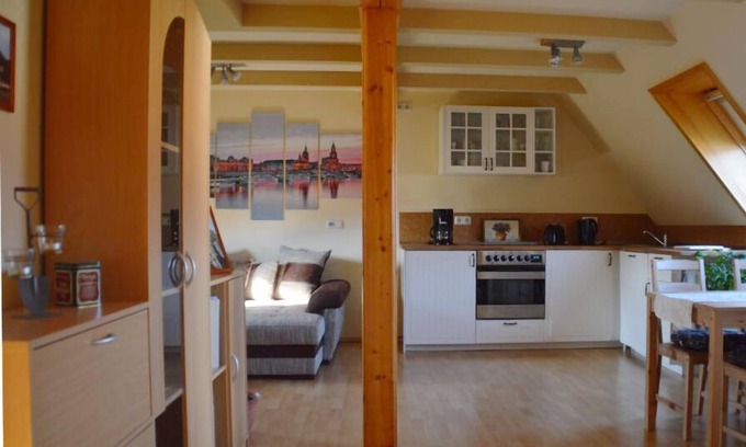 Dresden Apartment | Lovingly furnished vacation apartment for couples or families