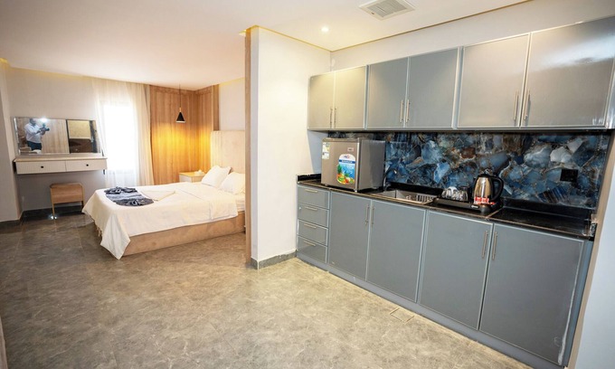 Al Olaya District Apartment | LP28.6 Cozy Studio Apartment Near Kingdom Center