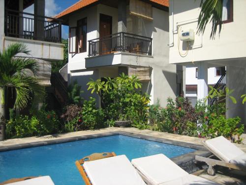 Purwakerti House | Lucky Paradise Bungalows on The Beach
