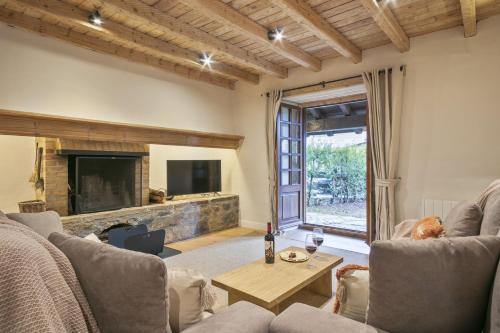 Garos Apartment | Luderna - Apartamento con jardín Saublanca