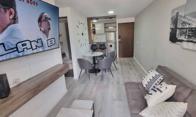 San Javier Apartment | Lujoso Apto a 10 Minutos del Estadios 🏟 y 2 Cuadras del Metro