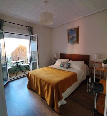 El Cabanyal Apartment | Luminoso Apartamento * La Marina de Valencia