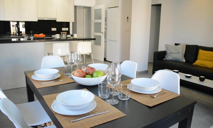 Figares Apartment | LUMINOSO Y MODERNO APARTAMENTO EN EL CENTRO