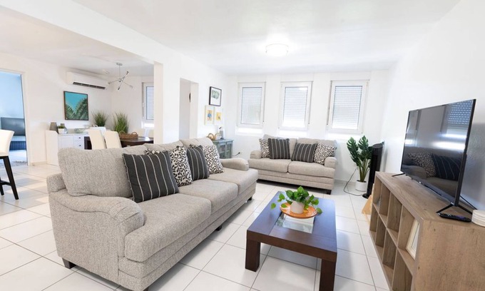 Luquillo Condo | Luquillo condo with ocean views