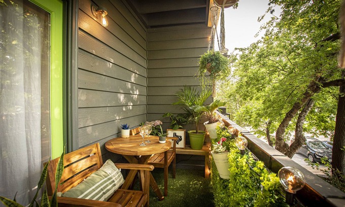 Judge's Hill Apartment | ★Lush, Enchanting Austin Oasis!★