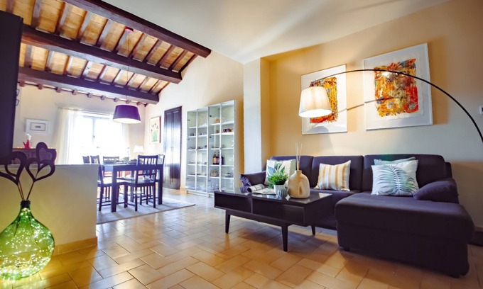 Spoleto Apartment | Lussuoso appartamento in pieno centro storico con vista sui tetti di Spoleto