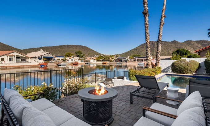 Arrowhead Lakes House | Lux Lake House | Dock, Boat, Pool & Game Room. 15 min to Cardinals State Farm Stadium!