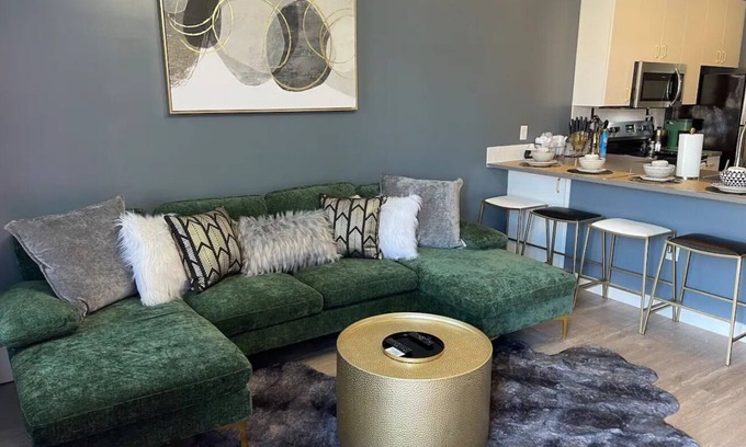 North Chesterfield House | Luxe 1 Bdrm in Scott’s Addition
