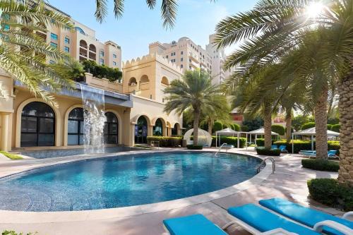 Palm Jumeirah Apartment | Luxe 2br Golden Mile 5sleeps 6beach Access
