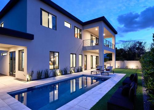 Southwest Village House | LUXE-Boho House-Heated Pool-Camelback Mountain