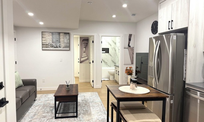 Calgary Apartment | Luxe Stay with a Designer Touch