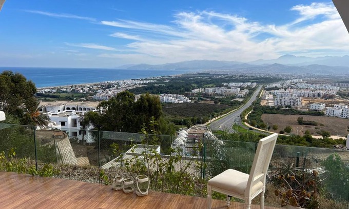 Cabo Negro Apartment | Luxueux VILLA avec jardin et vue panoramique