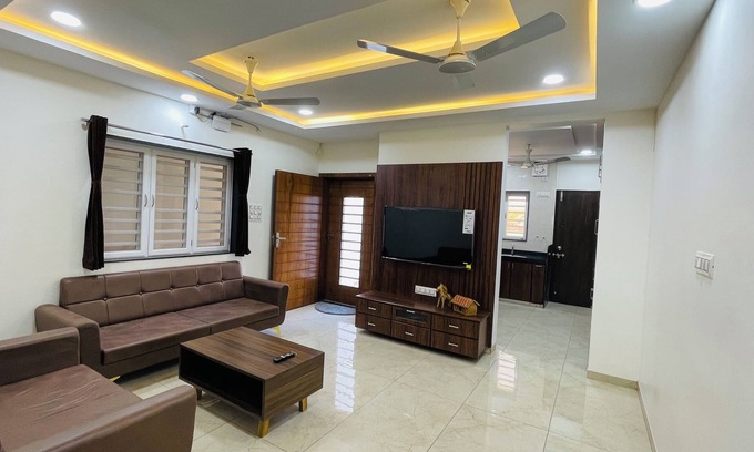 Bhuj Villa | Luxurious 3 BHK Villa In Bhuj - Shivani Homestay