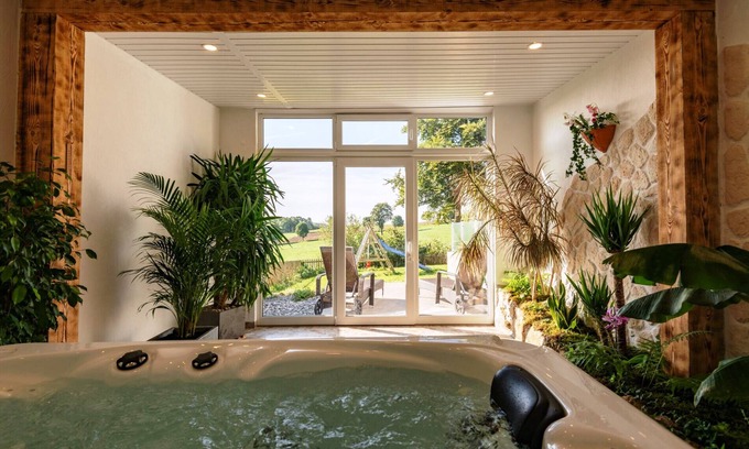 Rommersheim Apartment | Luxurious 5-star apartment with sauna and Turkish /whirlpool