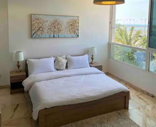 Ash Shati Apartment | Luxurious Apartment Partial Sea View