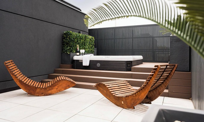 Targowek Apartment | Luxurious apartment with Jacuzzi Hideout Warsaw Terrace Free Parking & WIFI
