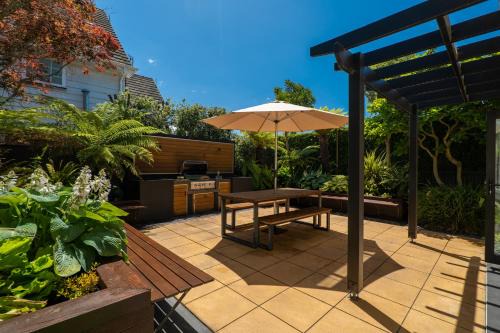 Christchurch City Centre Apartment | Luxurious Central City Living