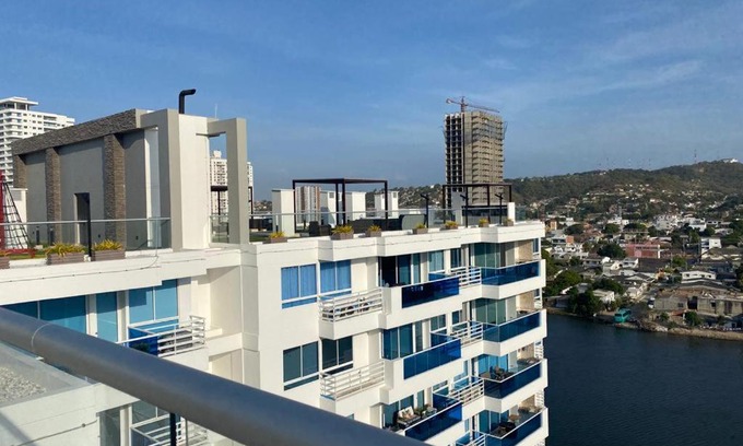 El Cabrero Apartment | Luxurious Furnitured Apartment in Exclusive Area Cartagena