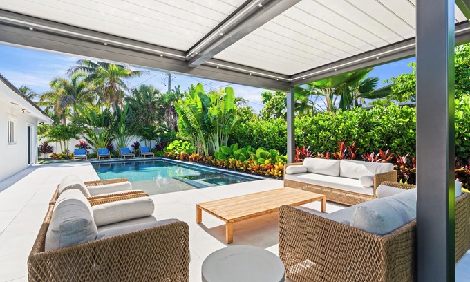 Singer Island House | Luxurious Haven: 4-Bedroom, 3-Bathroom Pool house