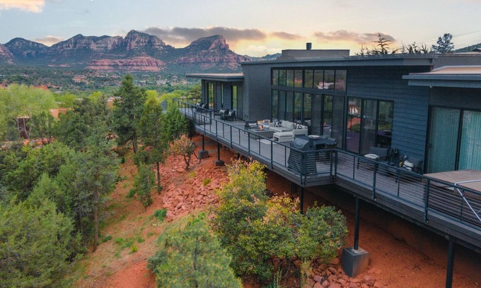 Uptown Sedona Villa | Luxurious Modern Masterpiece in Uptown Sedona