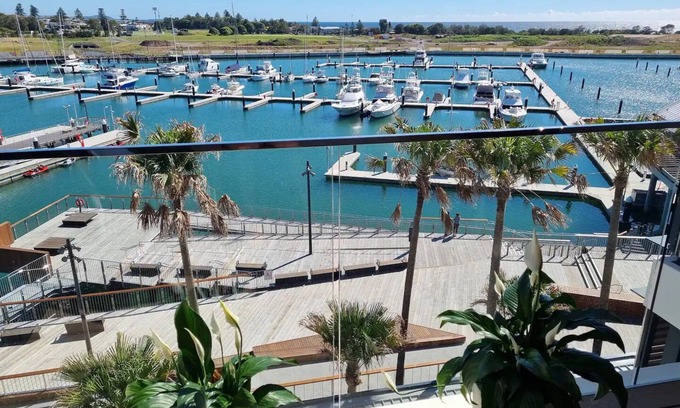 Shell Cove House | Luxurious new 3-bedroom penthouse apartmentnn