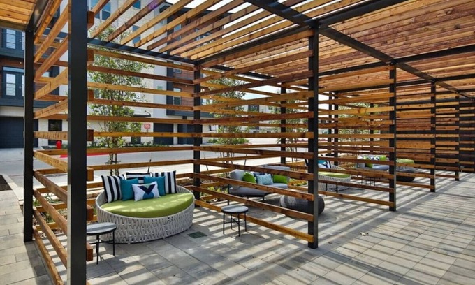 West Oak Hill Apartment | Luxurious New Unit|1Bd1Ba|Pool, Golf Sim