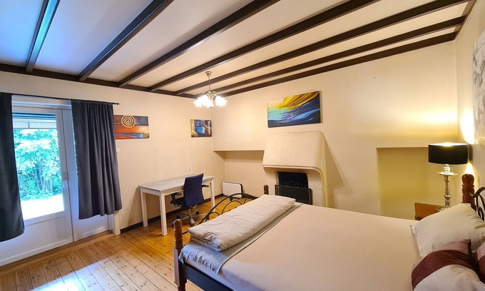 Lillestrom House | Luxurious queen bed in DT Serene Villa near Oslo | Lillestrøm K6