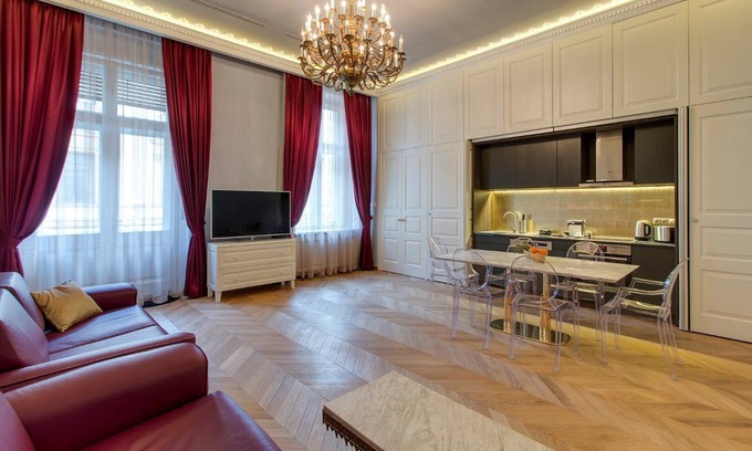 Belvaros - Lipotvaros Apartment | Luxurious Residence Apartment