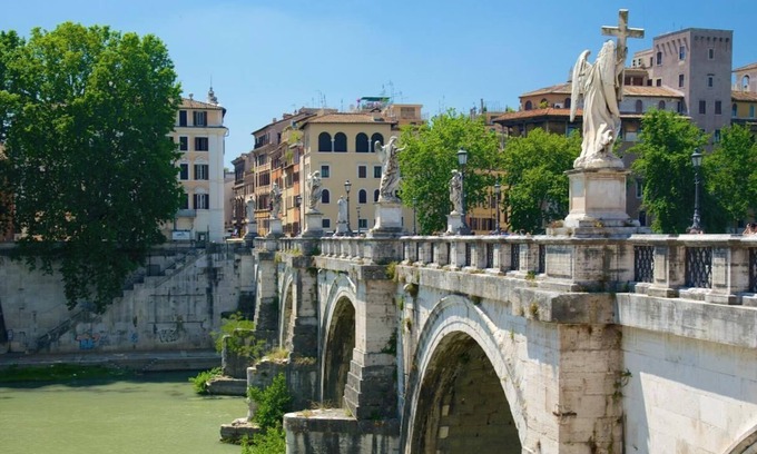 Flaminio Apartment | Luxurious & Spacious Stay in the Heart of Rome – Perfect for Families & Friends