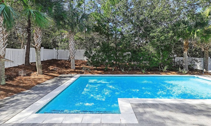 White's Gulfview House | Luxurious & Spacious Home | Pool, Golf Cart, Bikes, Private Beach Access!