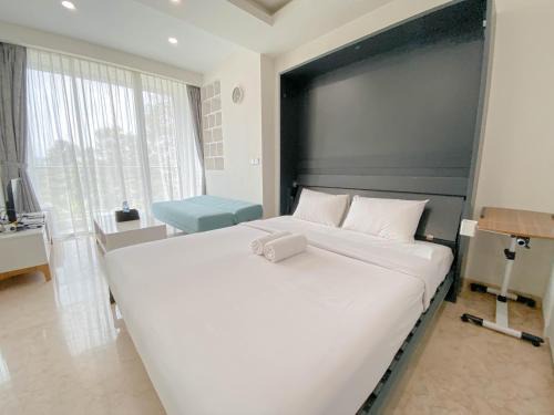 Hegarmanah Apartment | Luxurious Studio at Art Deco Apartment By Travelio
