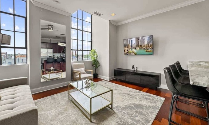 Olde Kensington Apartment | Luxury 2BD | Northern Libs | 2 Beds | Onsite gym