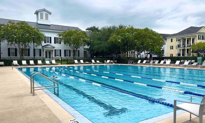 Baldwin Park Apartment | Luxury 2BR In The Heart of Baldwin Park!