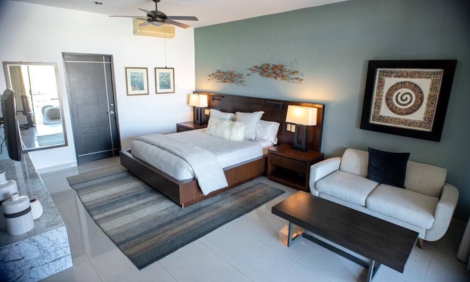 Pedregal Condo | Luxury 3 Bedroom Condo in Pedregal