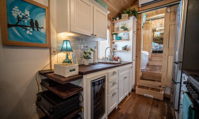 Georgia Coast House | Luxury 40 TINY Home