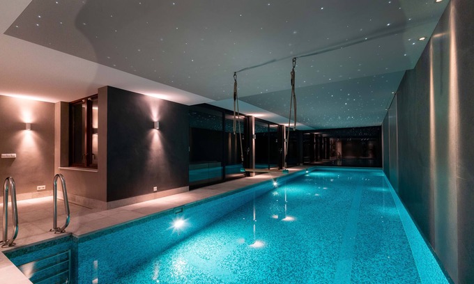 Aerdenhout Villa | Luxury 450m2 holiday villa with 15 meters indoor swimming pool and sauna