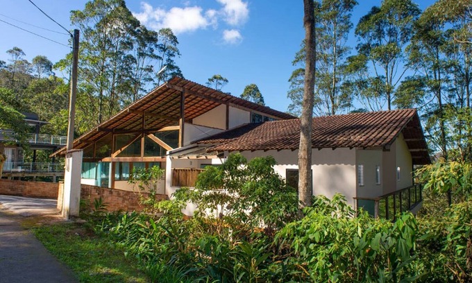 Petropolis House | Luxury and comfort in the middle of the Atlantic Forest.