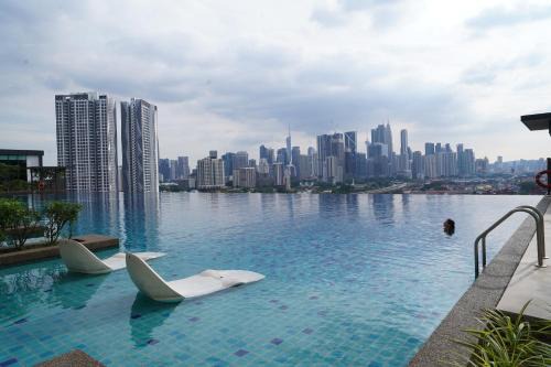 Taman Keramat Apartment | Luxury Apartment - DATUM JELATEK - KLCC- LRT - MDMT - MALL - PARKING