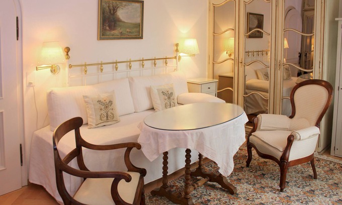 Castagnola Apartment | Luxury apartment "MAGNOLIE " Castagnola-near lake ,aircond., park, lakeview