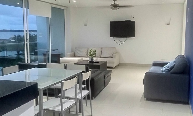 La Boquilla Apartment | Luxury apartment 3 bedrooms 3 bathrooms 14 people.