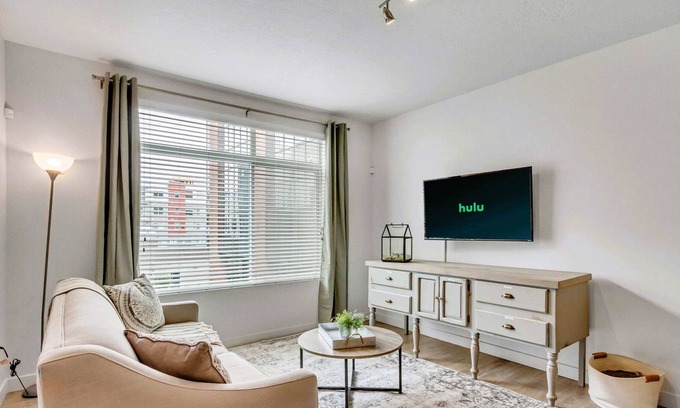 Salt Lake City Apartment | Luxury Apartment - Heart of Sugarhouse - Pool