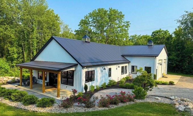 Cassopolis House | Luxury Barndo, Sleeps 18, Indoor Sports Court, Hot Tub, Pontoon Rentals, Near ND