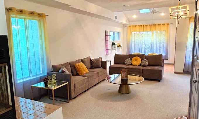 Buckroe Beach House | Luxury by the Bay: 2-bedroom Beach House Hampton