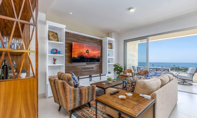 El Tezal Apartment | Luxury Condo + Balcony w/BBQ Grill @ Vista Vela