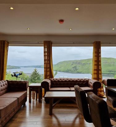 Isle of Skye House | Luxury Cottage by Fairy Pools 4