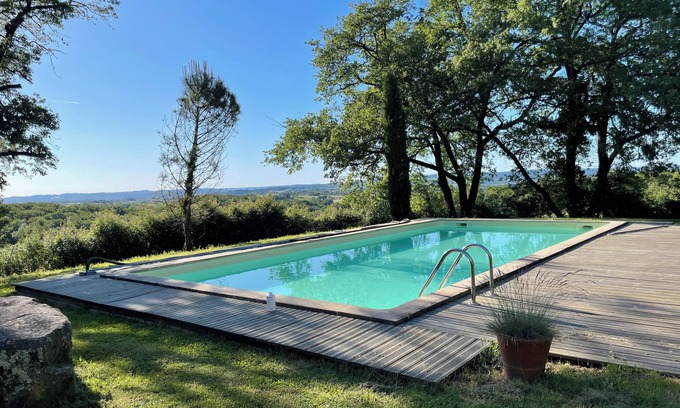 Laparrouquial RV Rental | Luxury family bell tent with pool, South West France