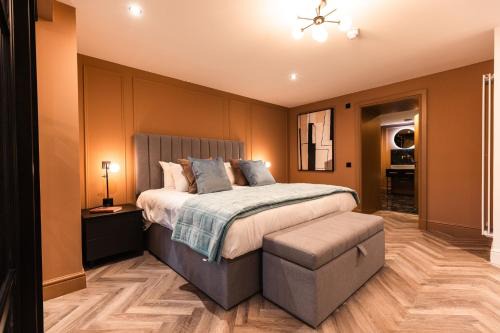 Ayr Apartment | Luxury Georgian Aparthotel by Hauss Ayr - 5mins to Beach, Town Centre!
