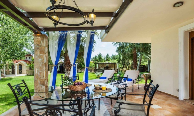 Pefkochori Villa | Luxury Halkidiki Villa | Villa Dione | 4 Bedroom Villa | Beach Front |.