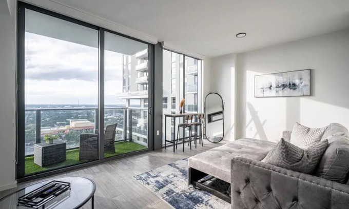 Riverwalk Fort Lauderdale Apartment | Luxury High Rise Condo Downtown Ft. Lauderdale
